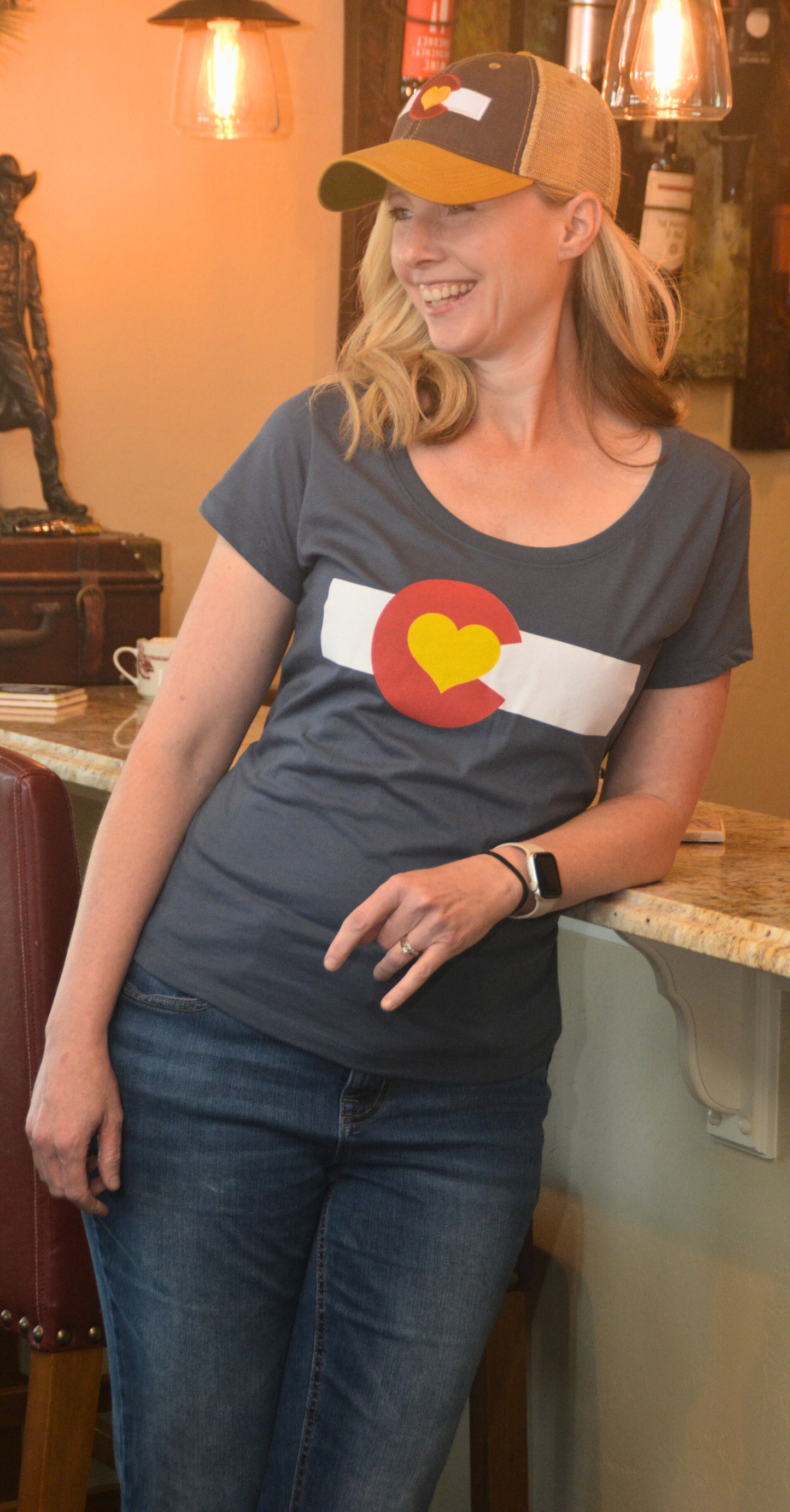 Womens Flagship Scoop Neck Tee